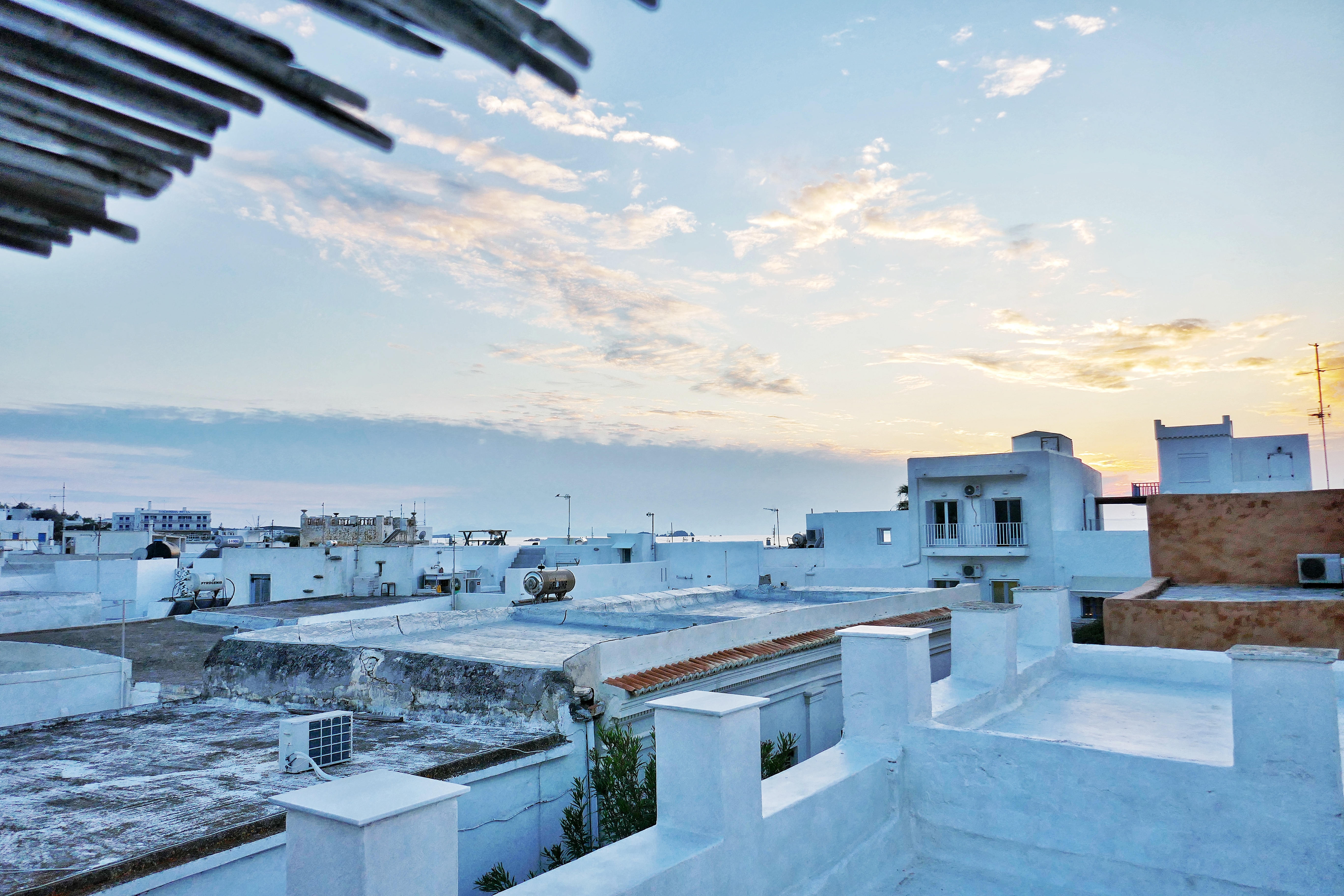 Parikia, rooftop, sunset, Grèce, Paros 
