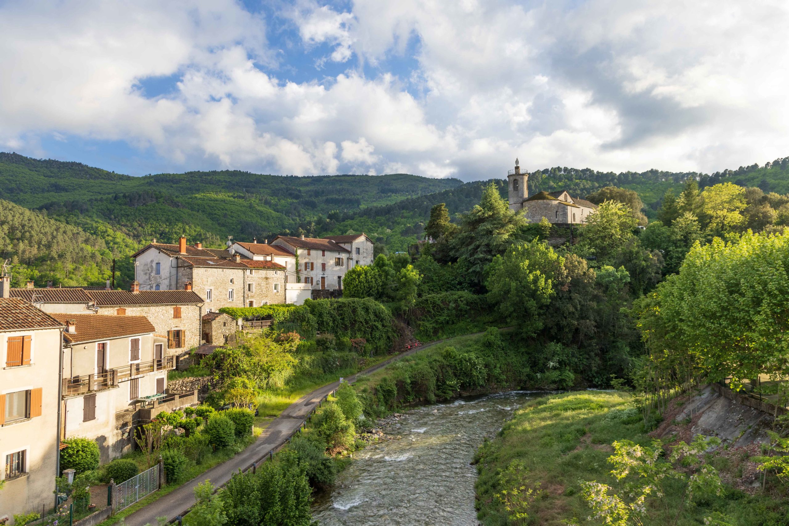 Lozère en famille, Cévennes en famille le Collet de Deze